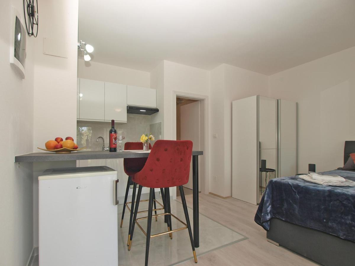 Apartment Florinda 2091 Πούλα Εξωτερικό φωτογραφία
