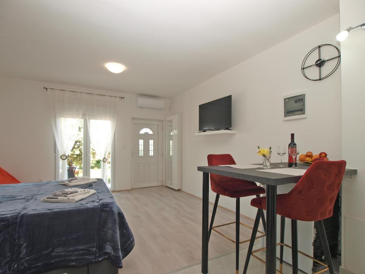 Apartment Florinda 2091 Πούλα Εξωτερικό φωτογραφία